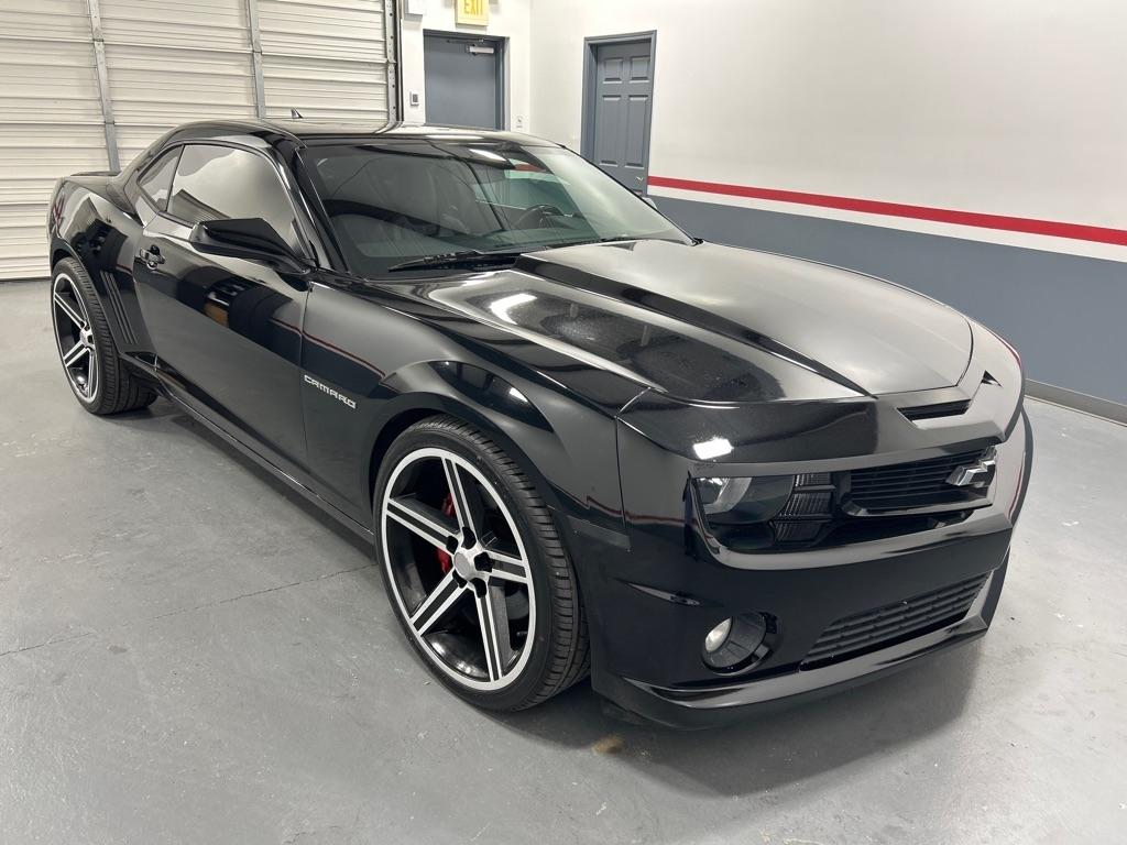 Chevrolet Camaro 2dr Cpe SS w/2SS 2013