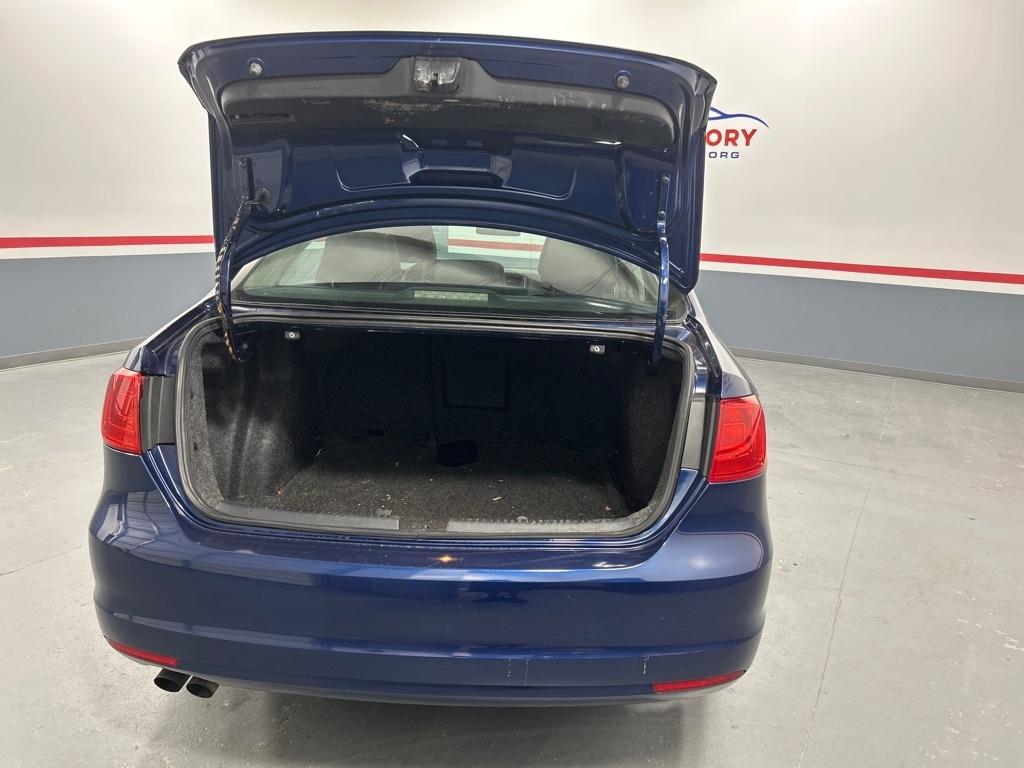 Volkswagen Jetta Sedan 4dr Auto SE 2011