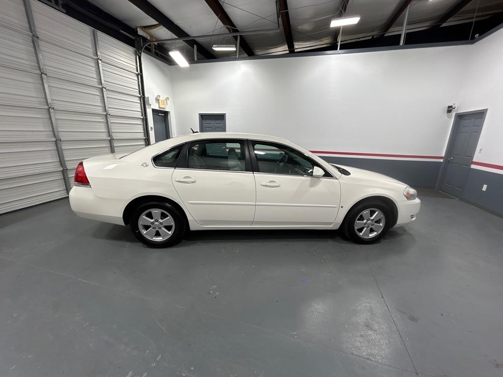 Chevrolet Impala 4dr Sdn 3.5L LT 2007