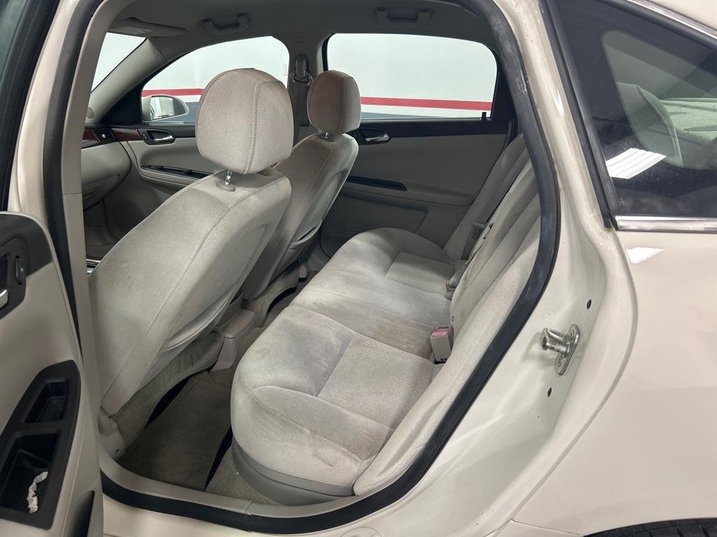 Chevrolet Impala 4dr Sdn 3.5L LT 2007