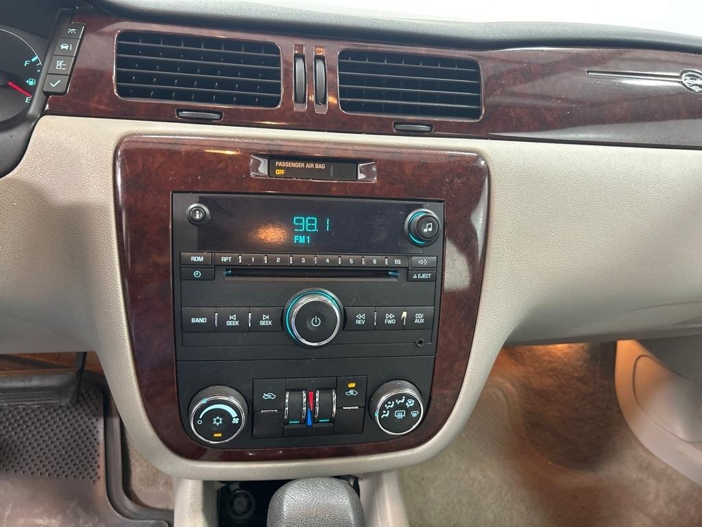 Chevrolet Impala 4dr Sdn 3.5L LT 2007