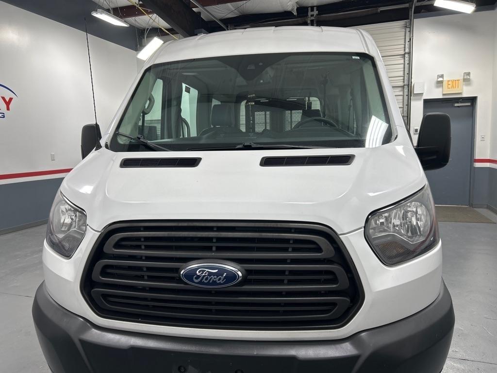 Ford Transit Passenger Wagon T-150 130" Med Roof XLT Sliding RH Dr 2018