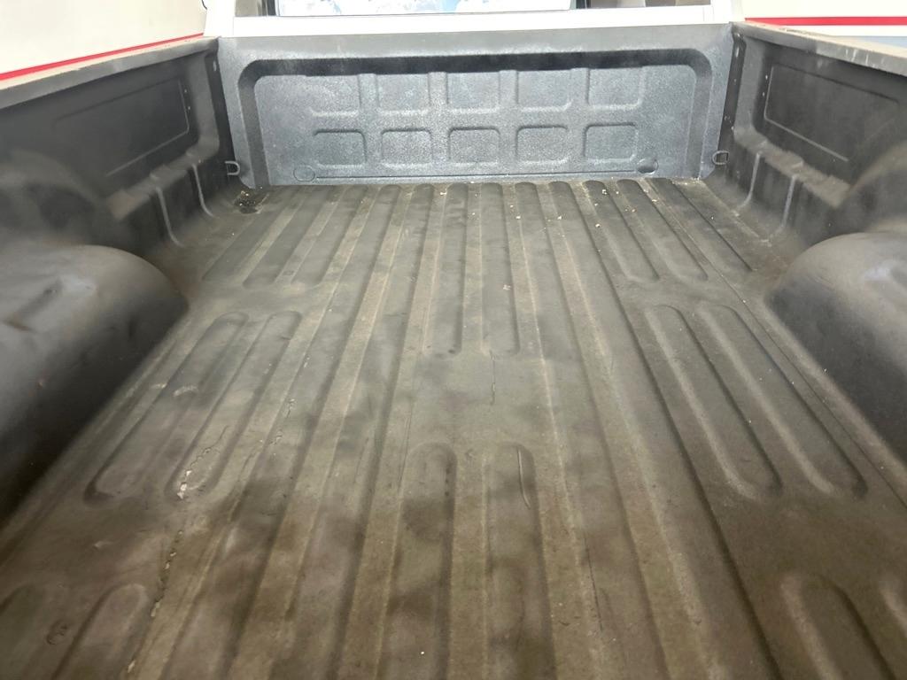 RAM 1500 Classic Tradesman 4x2 Reg Cab 8' Box 2022