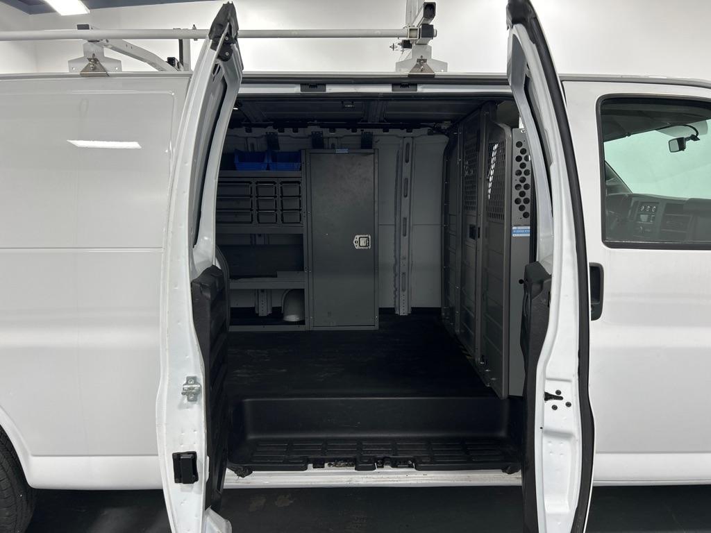Chevrolet Express Cargo Van RWD 2500 155" 2019