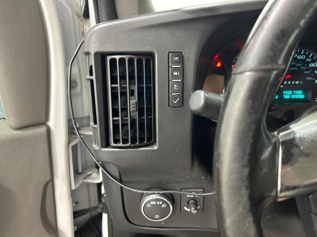 Chevrolet Express Cargo Van RWD 2500 155" 2019