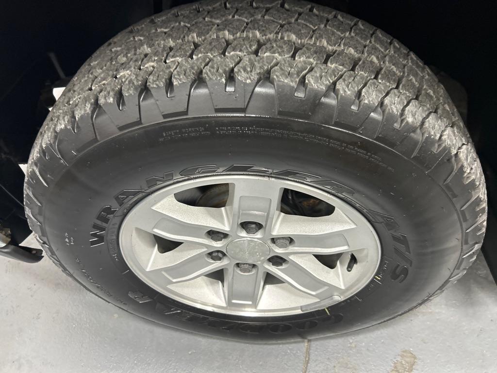 GMC Sierra 1500 4WD Crew Cab 143.5" SLE 2009