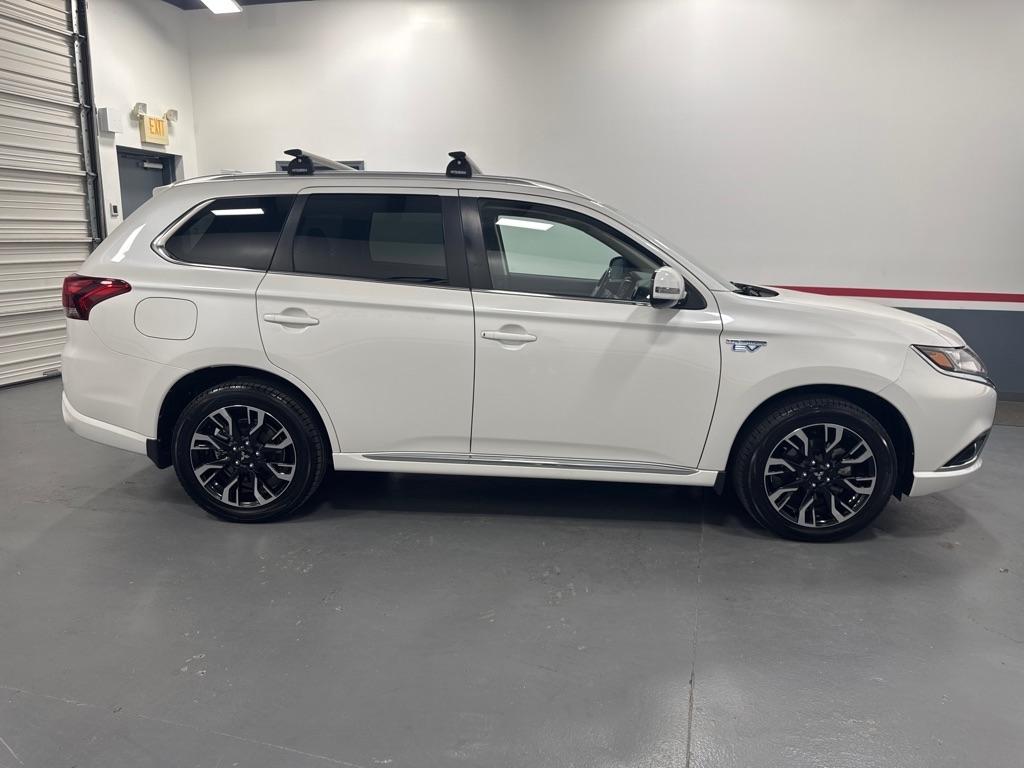 Mitsubishi Outlander PHEV SEL S-AWC 2018