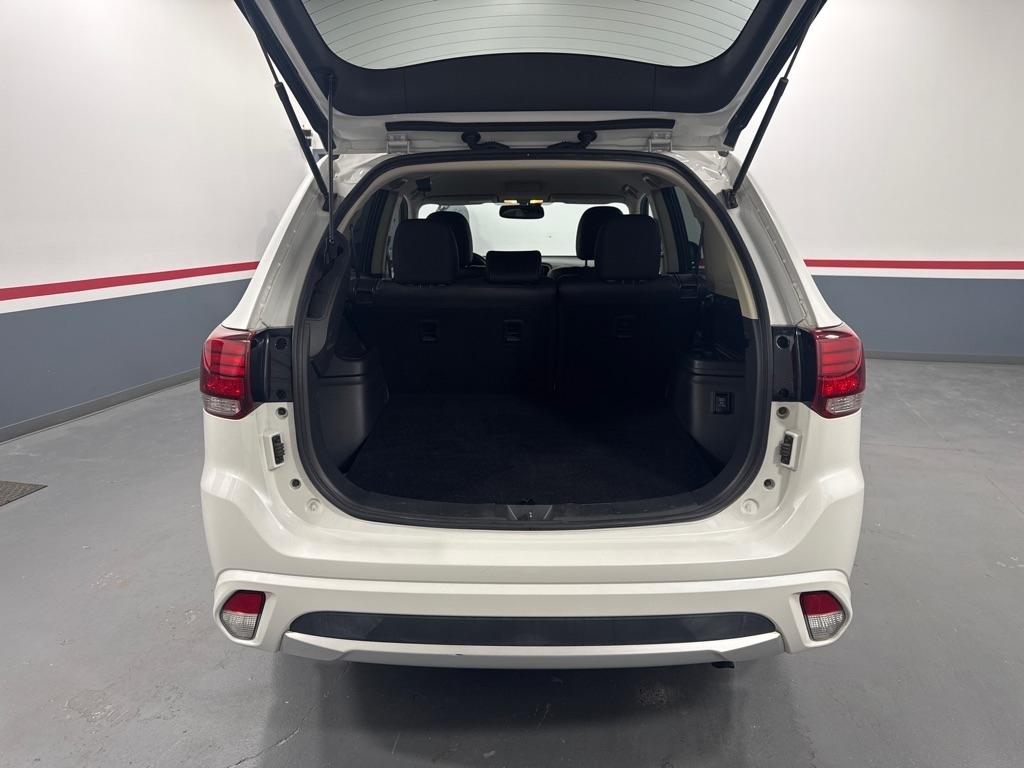 Mitsubishi Outlander PHEV SEL S-AWC 2018