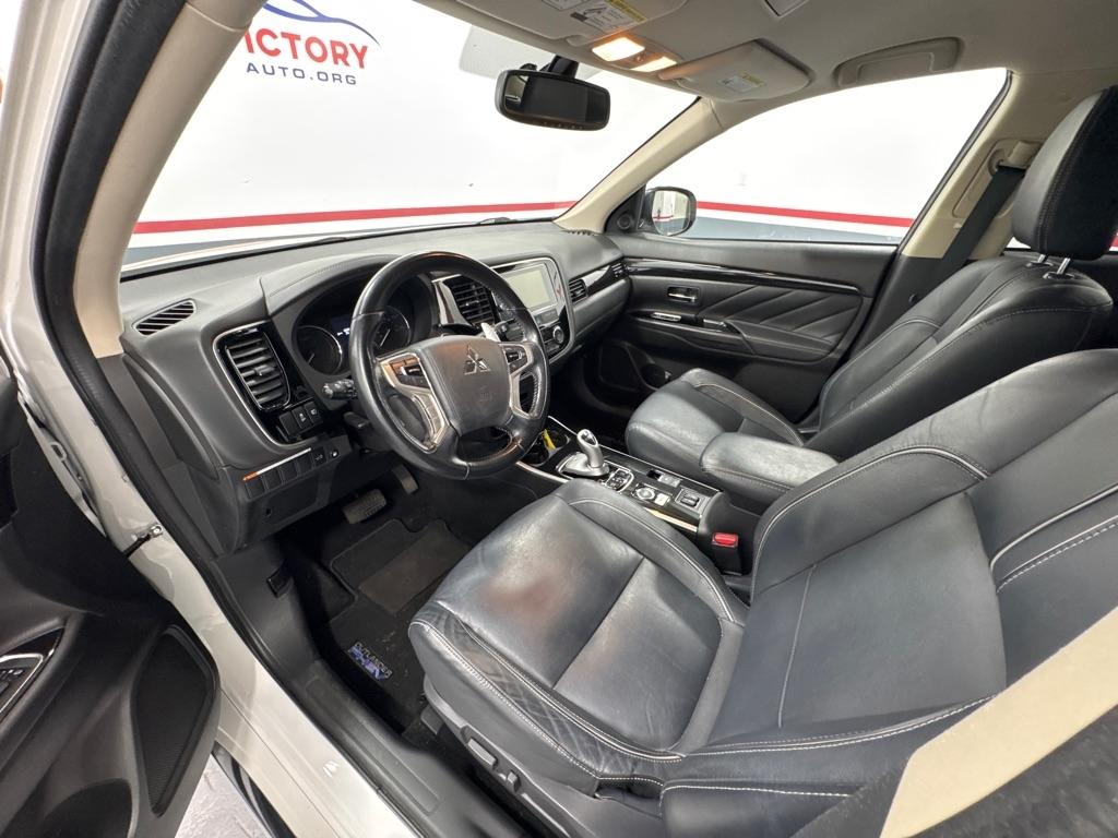 Mitsubishi Outlander PHEV SEL S-AWC 2018