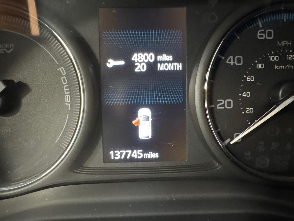 Mitsubishi Outlander PHEV SEL S-AWC 2018