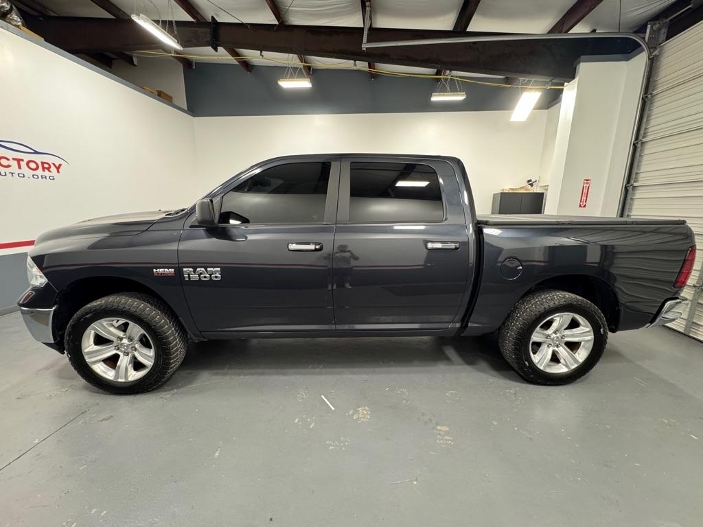RAM 1500 SLT 4x4 Crew Cab 5'7" Box 2017