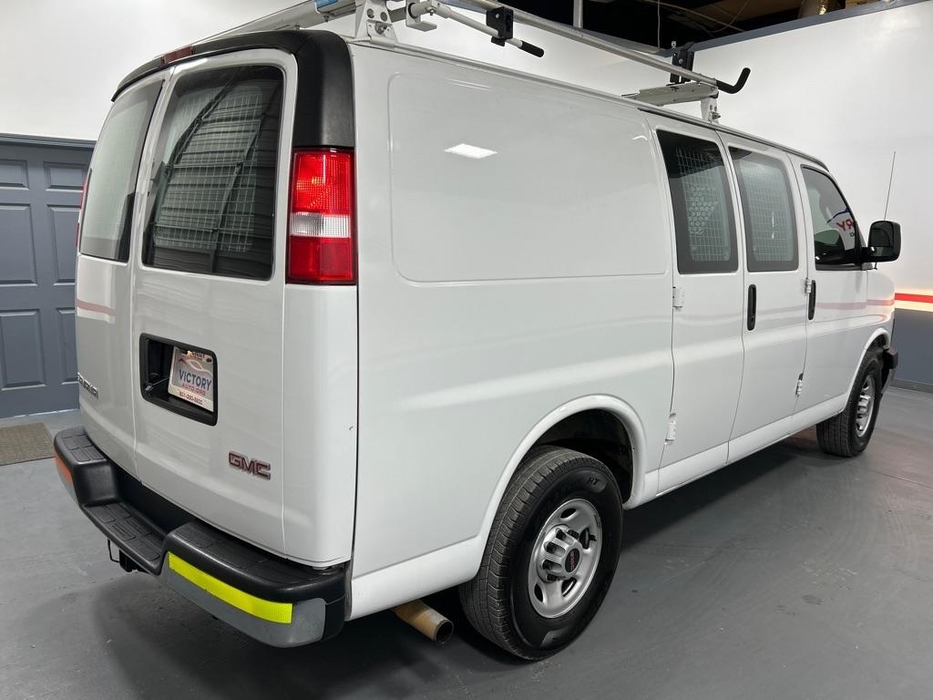 GMC Savana Cargo Van RWD 2500 135" 2020