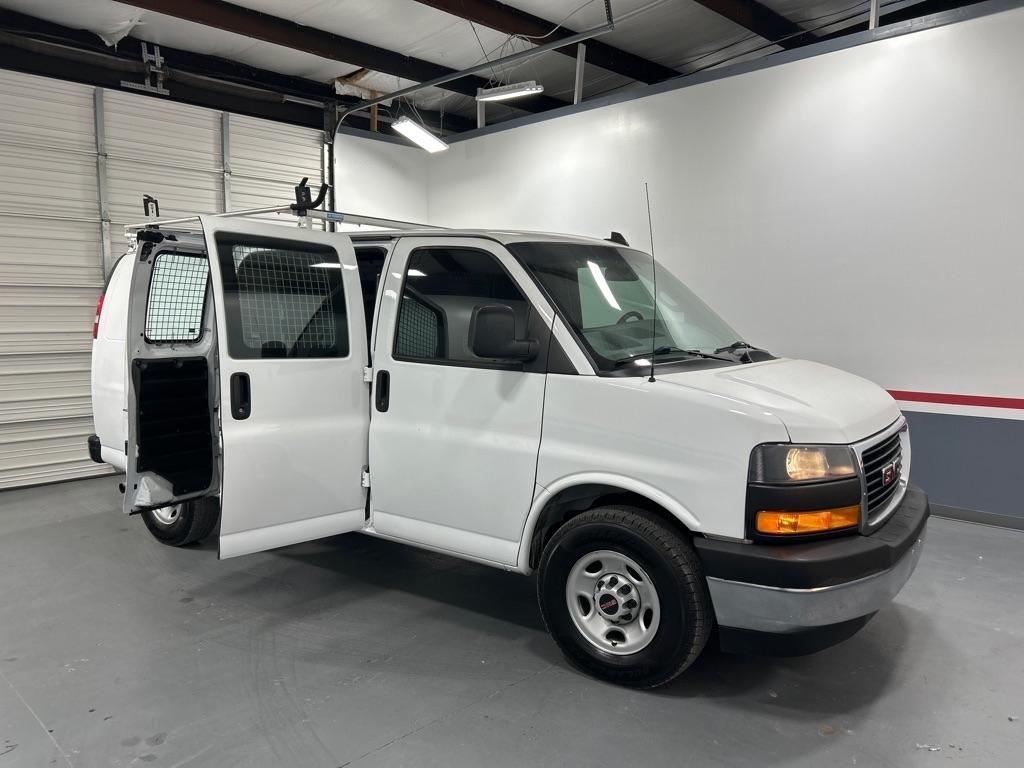GMC Savana Cargo Van RWD 2500 135" 2020