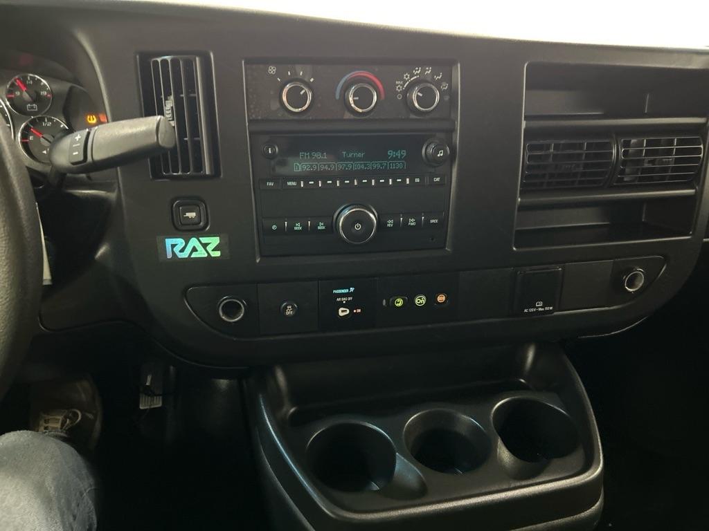 GMC Savana Cargo Van RWD 2500 135" 2020