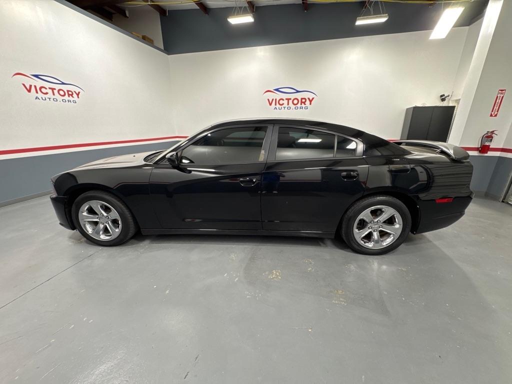 Dodge Charger 4dr Sdn SE RWD 2012