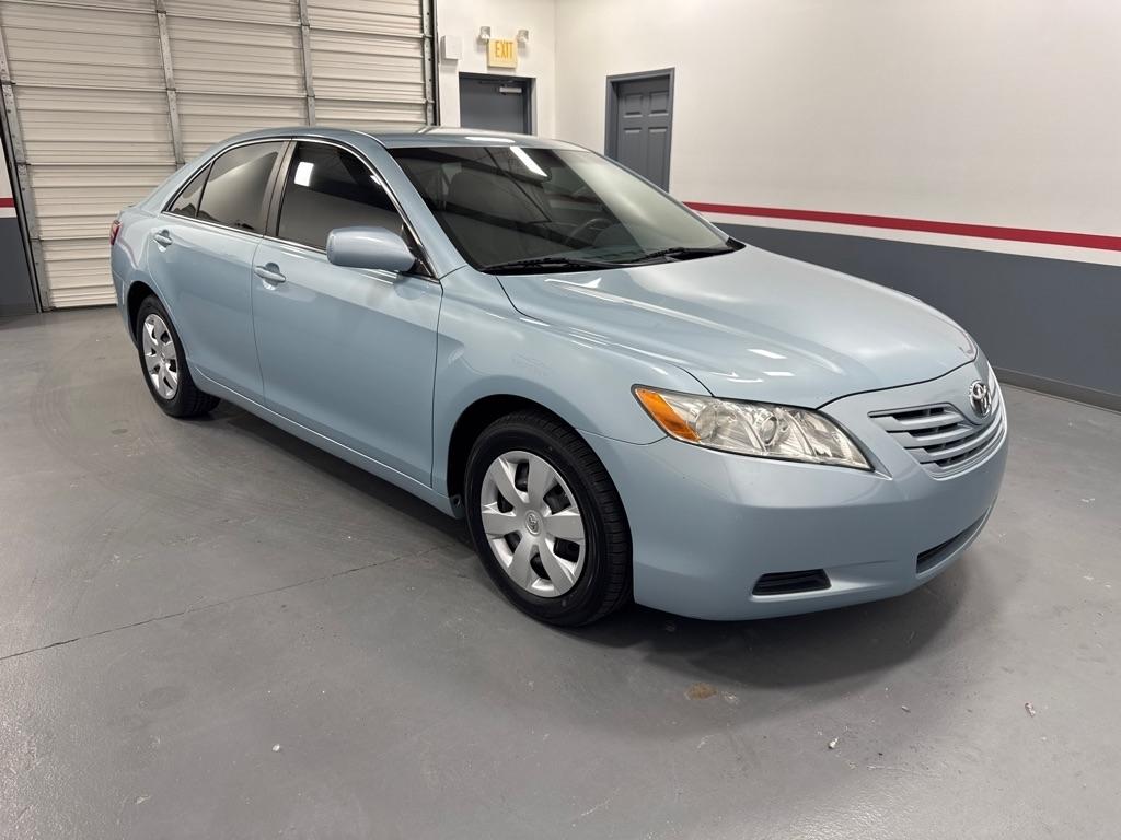 Toyota Camry 4dr Sdn I4 Man (Natl) 2009