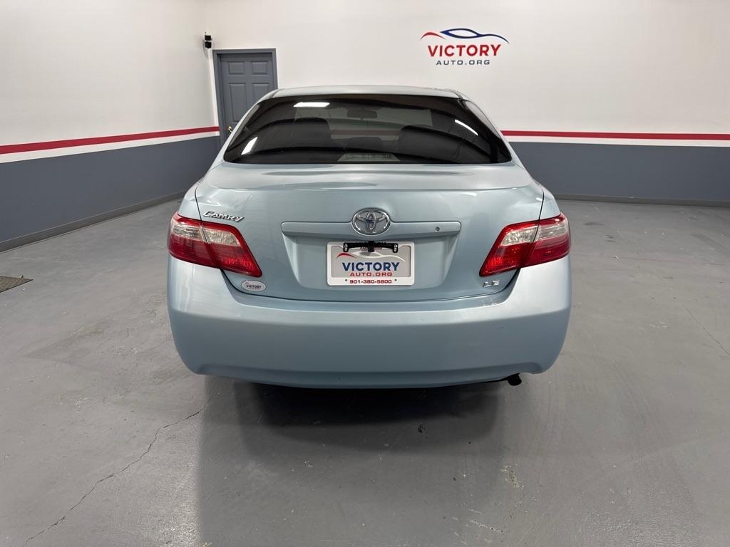 Toyota Camry 4dr Sdn I4 Man (Natl) 2009