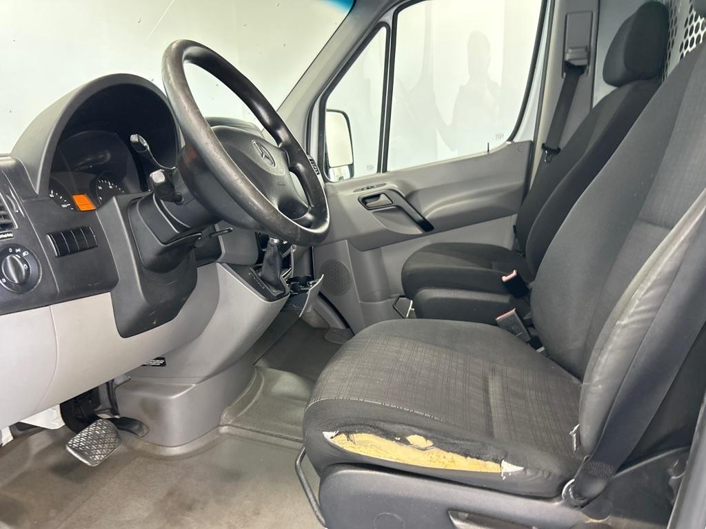 Mercedes-Benz Sprinter Cargo Vans RWD 2500 144" 2016