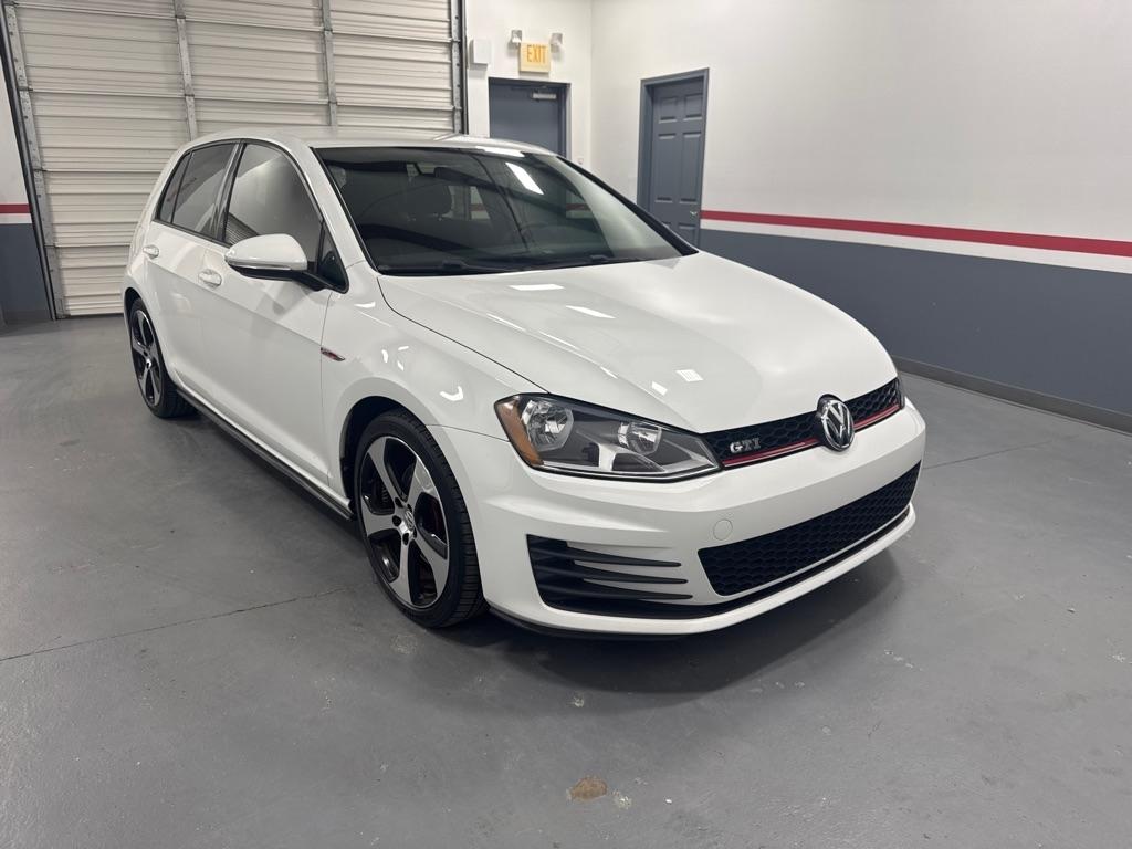 Volkswagen Golf GTI 2.0T 4-Door Autobahn DSG 2017