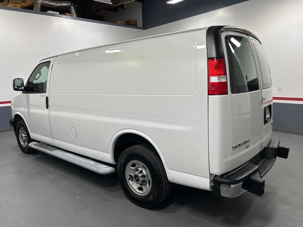 GMC Savana Cargo Van RWD 2500 135" 2020