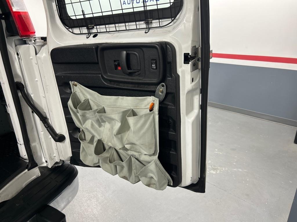 GMC Savana Cargo Van RWD 2500 135" 2020