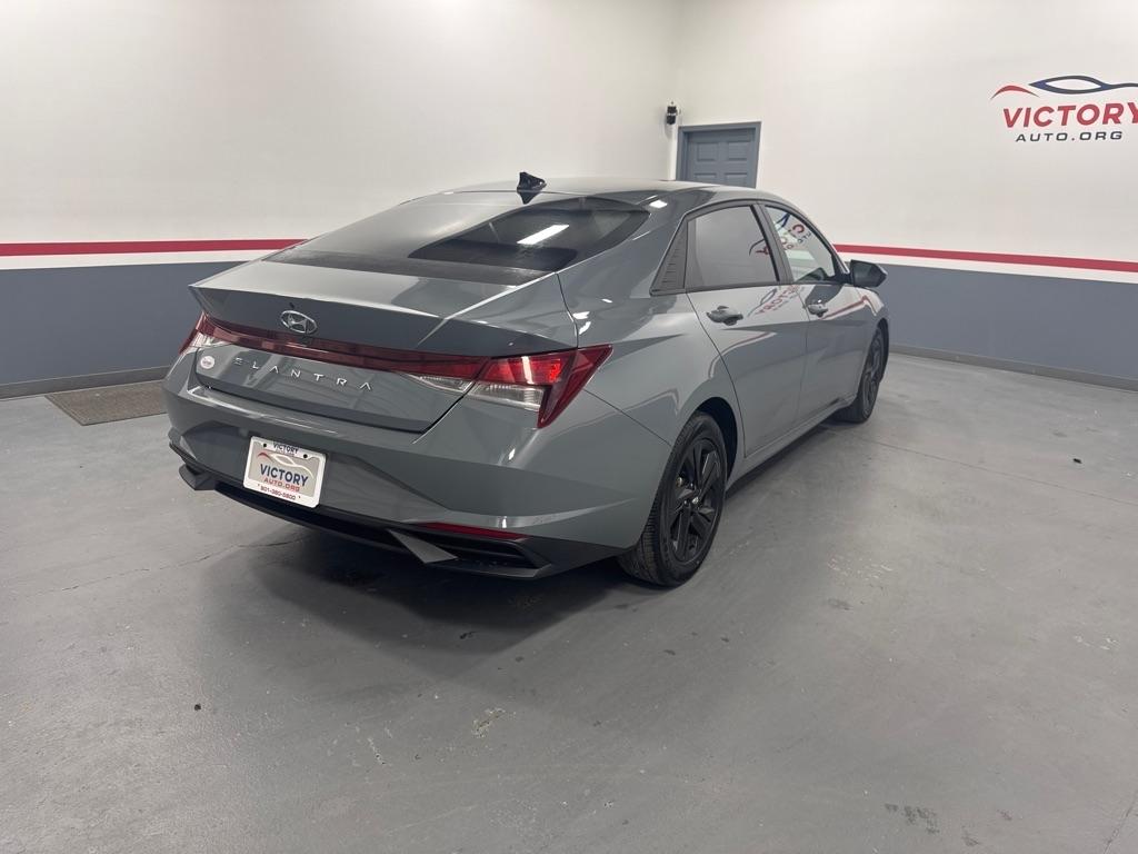 Hyundai Elantra SEL IVT 2022