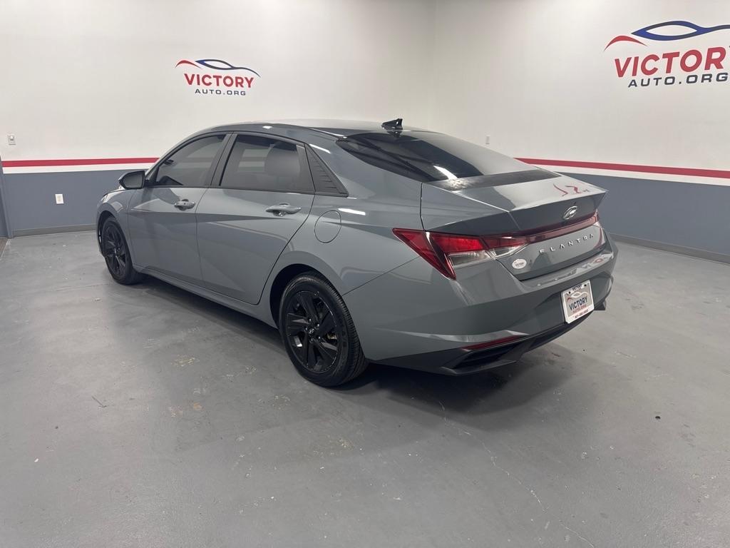 Hyundai Elantra SEL IVT 2022