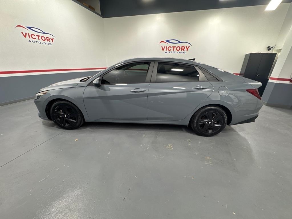 Hyundai Elantra SEL IVT 2022