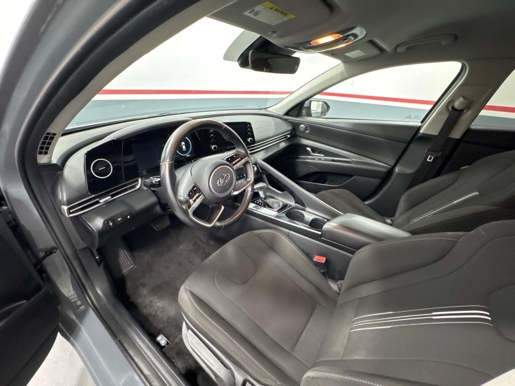 Hyundai Elantra SEL IVT 2022