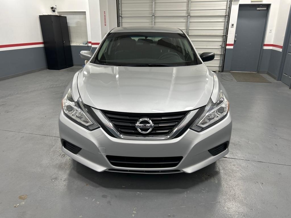 Nissan Altima 4dr Sdn I4 2.5 2016