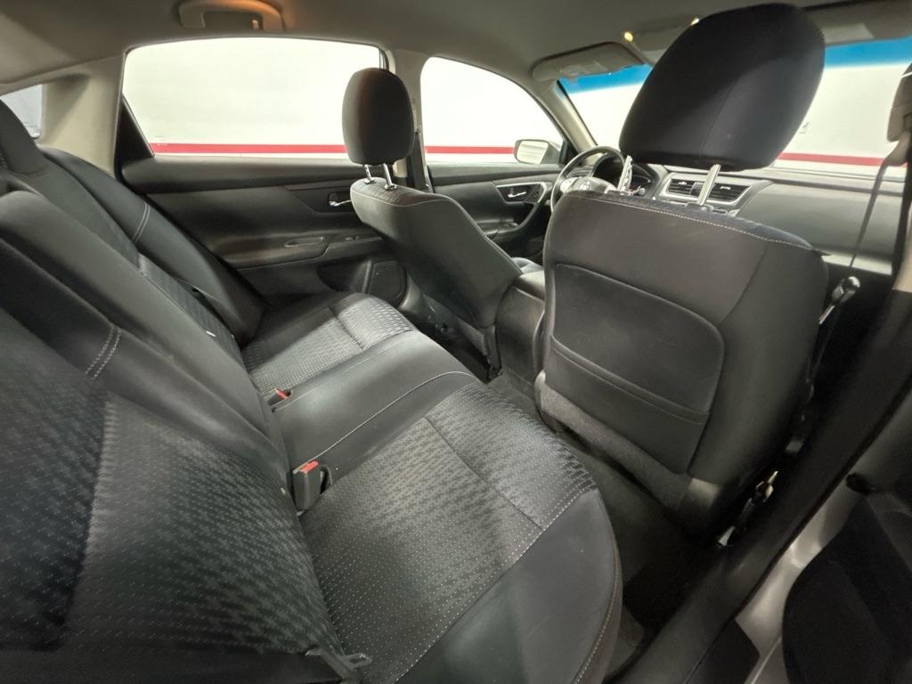 Nissan Altima 4dr Sdn I4 2.5 2016