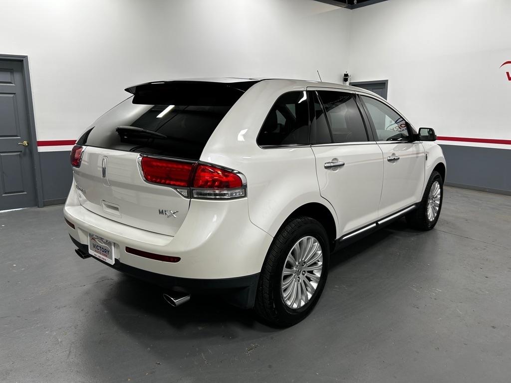 Lincoln MKX FWD 4dr 2011