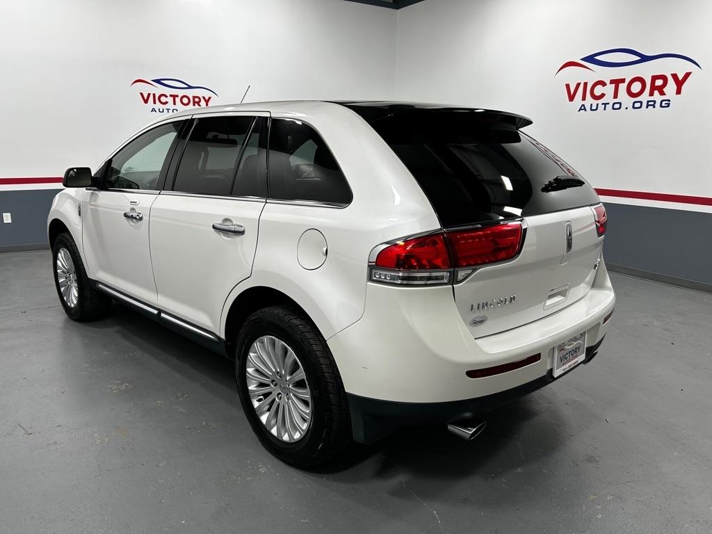 Lincoln MKX FWD 4dr 2011