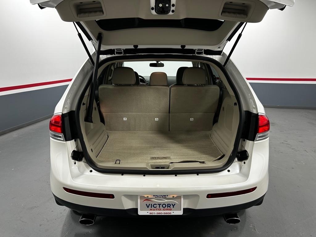 Lincoln MKX FWD 4dr 2011
