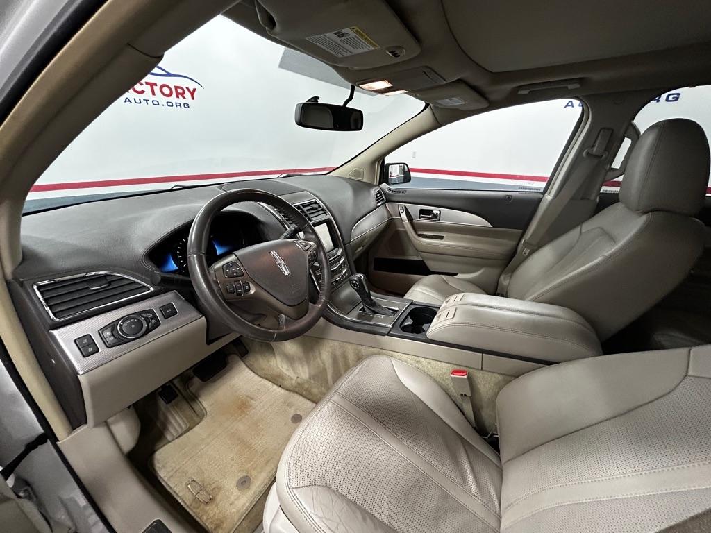 Lincoln MKX FWD 4dr 2011