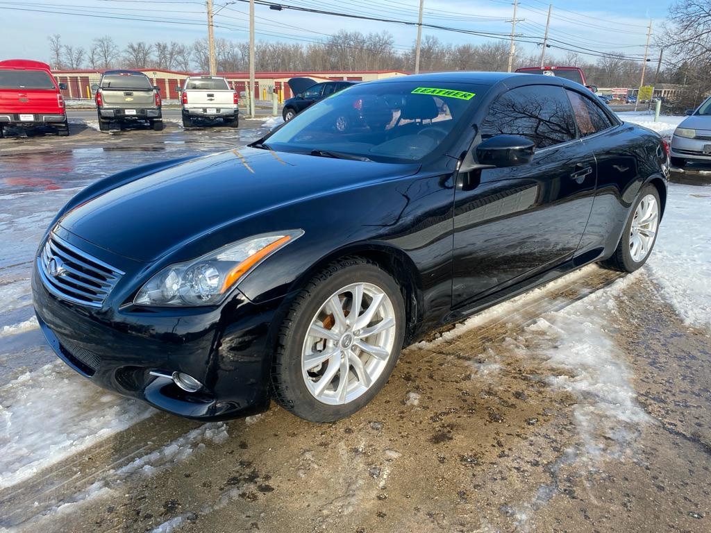 Infiniti G Convertible  2013