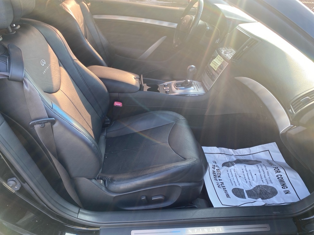 Infiniti G Convertible  2013