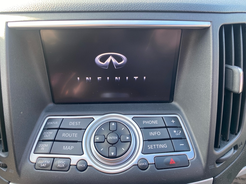 Infiniti G Convertible  2013