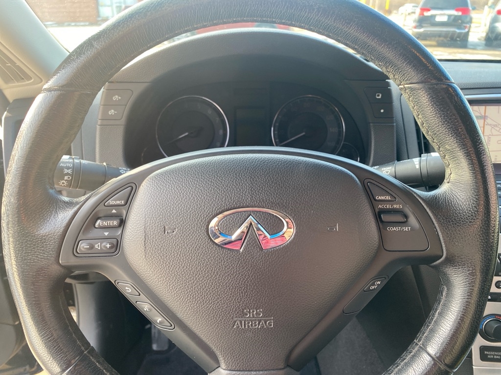 Infiniti G Convertible  2013