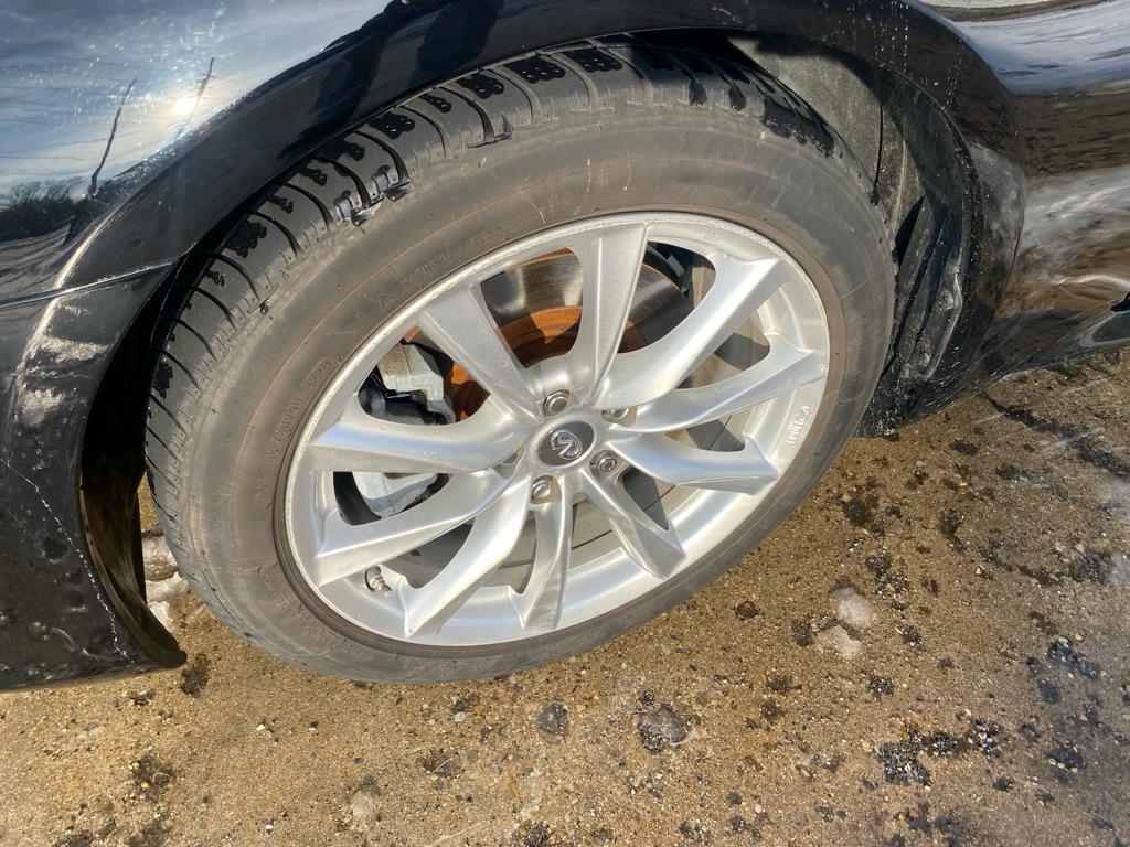 Infiniti G Convertible  2013