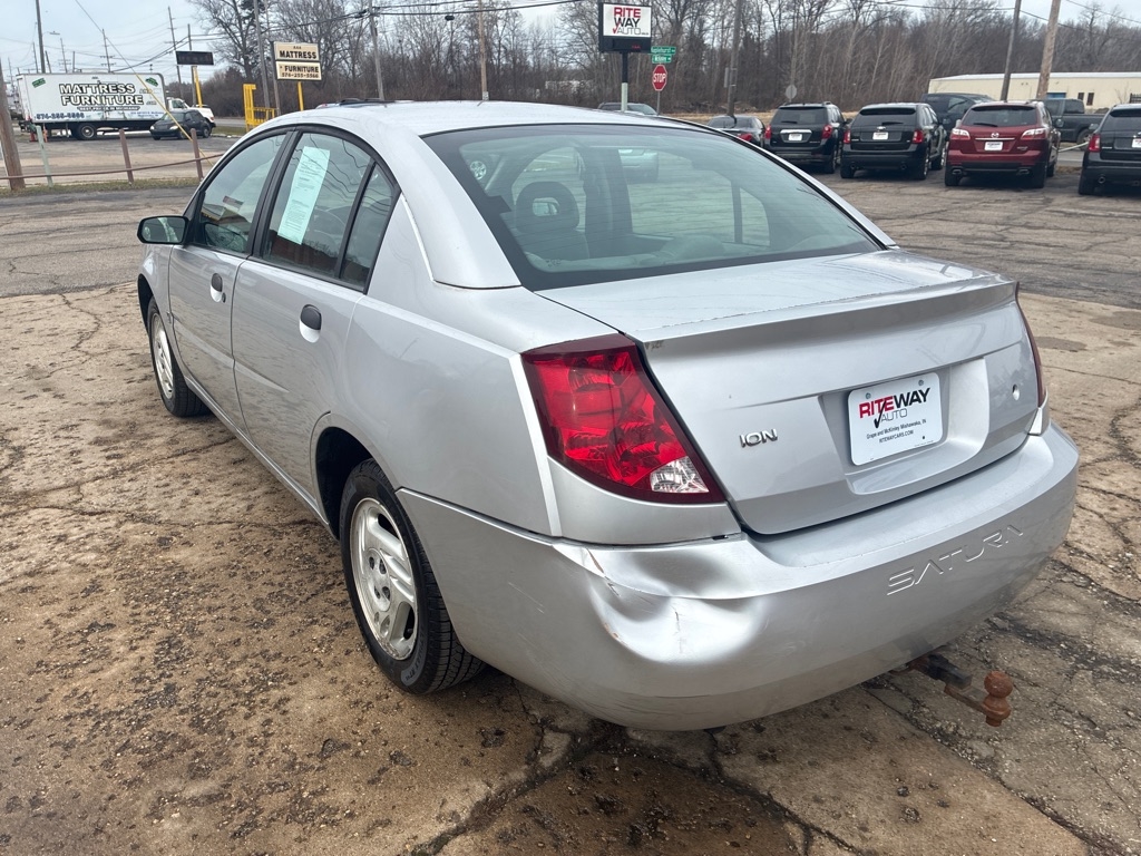 Saturn ION  2003