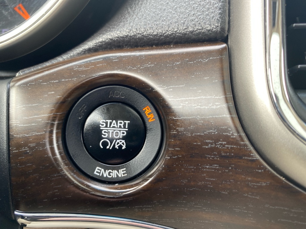 Jeep Grand Cherokee  2014