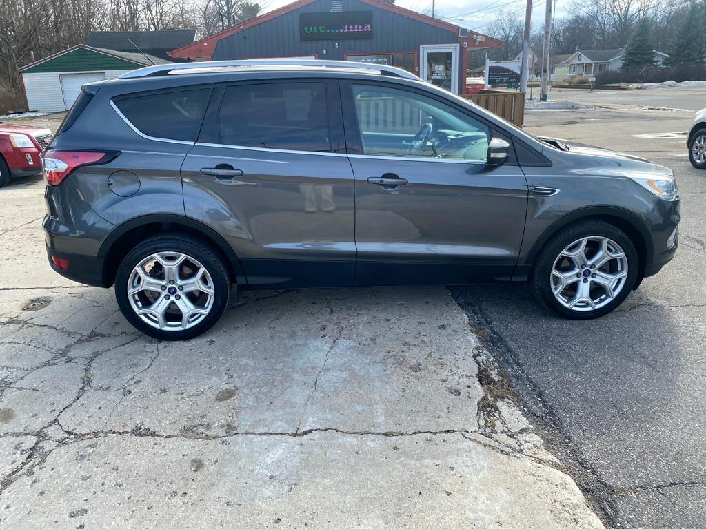 Ford Escape  2017
