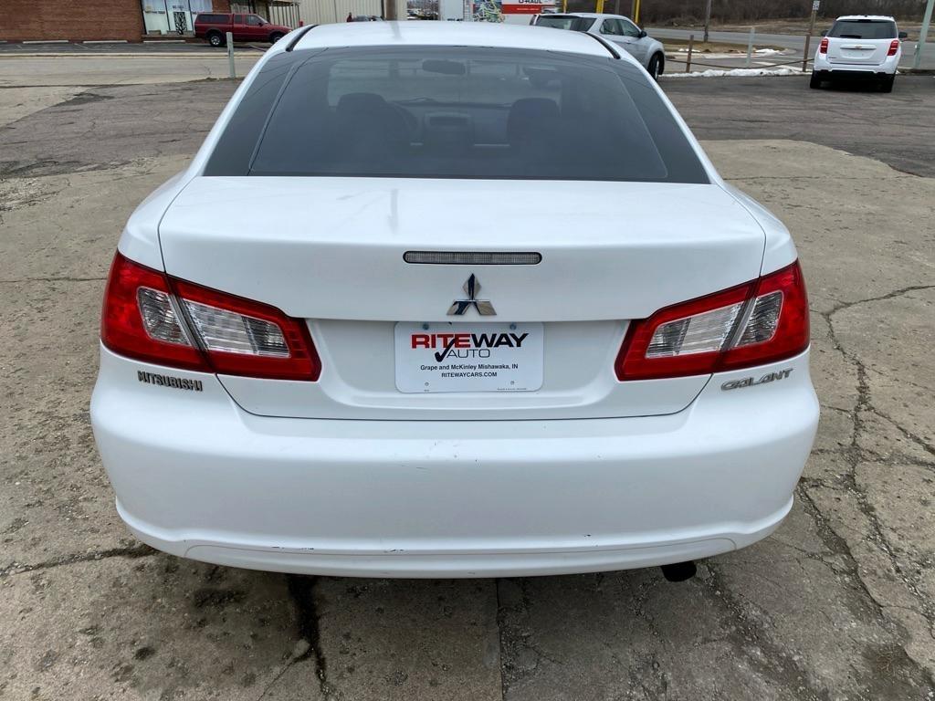 Mitsubishi Galant  2012