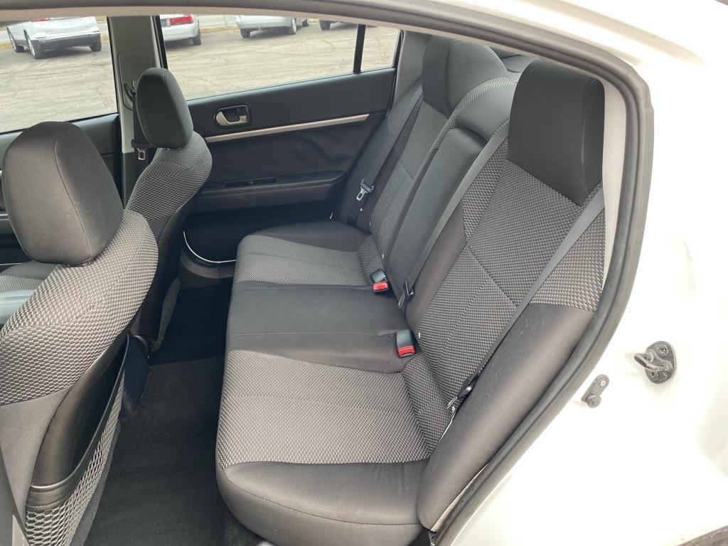 Mitsubishi Galant  2012