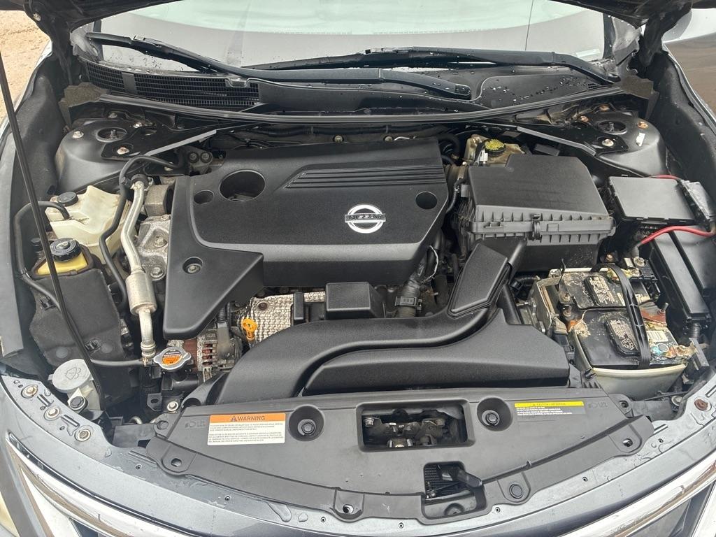 Nissan Altima  2014