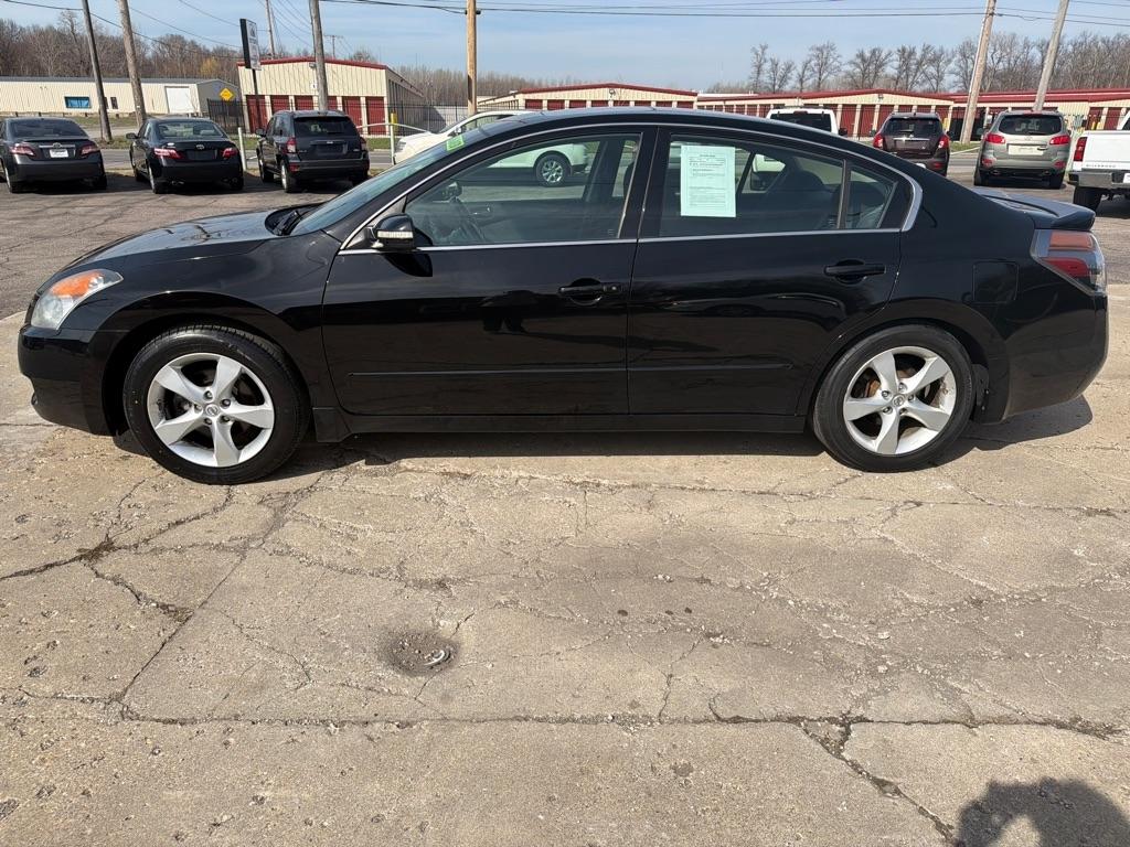 Nissan Altima  2008