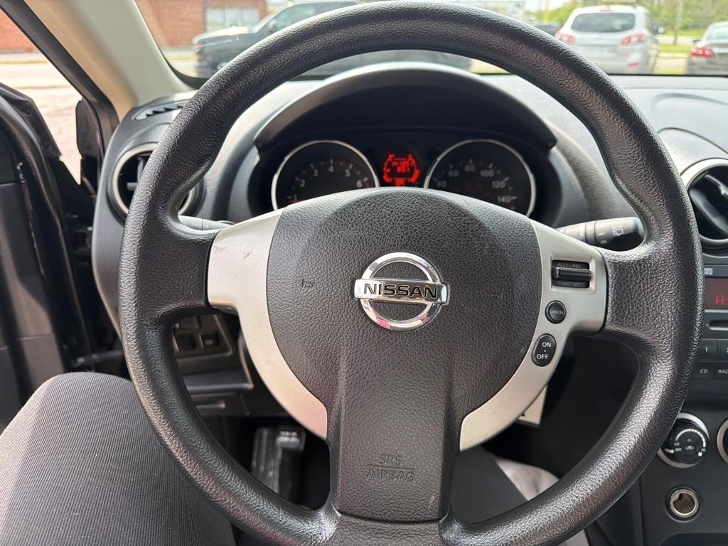 Nissan Rogue S 2010