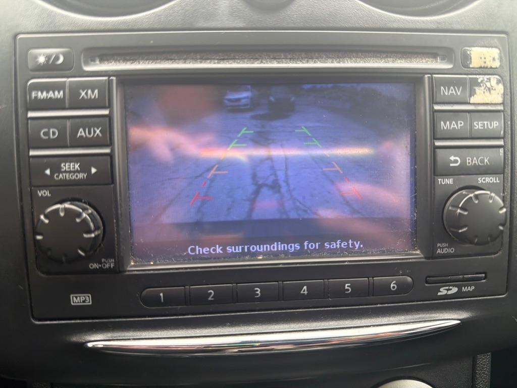 Nissan Rogue  2011