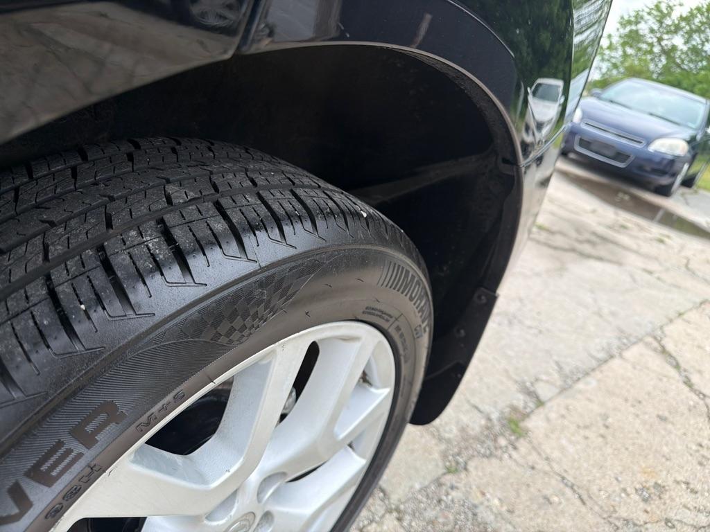 Nissan Rogue  2011